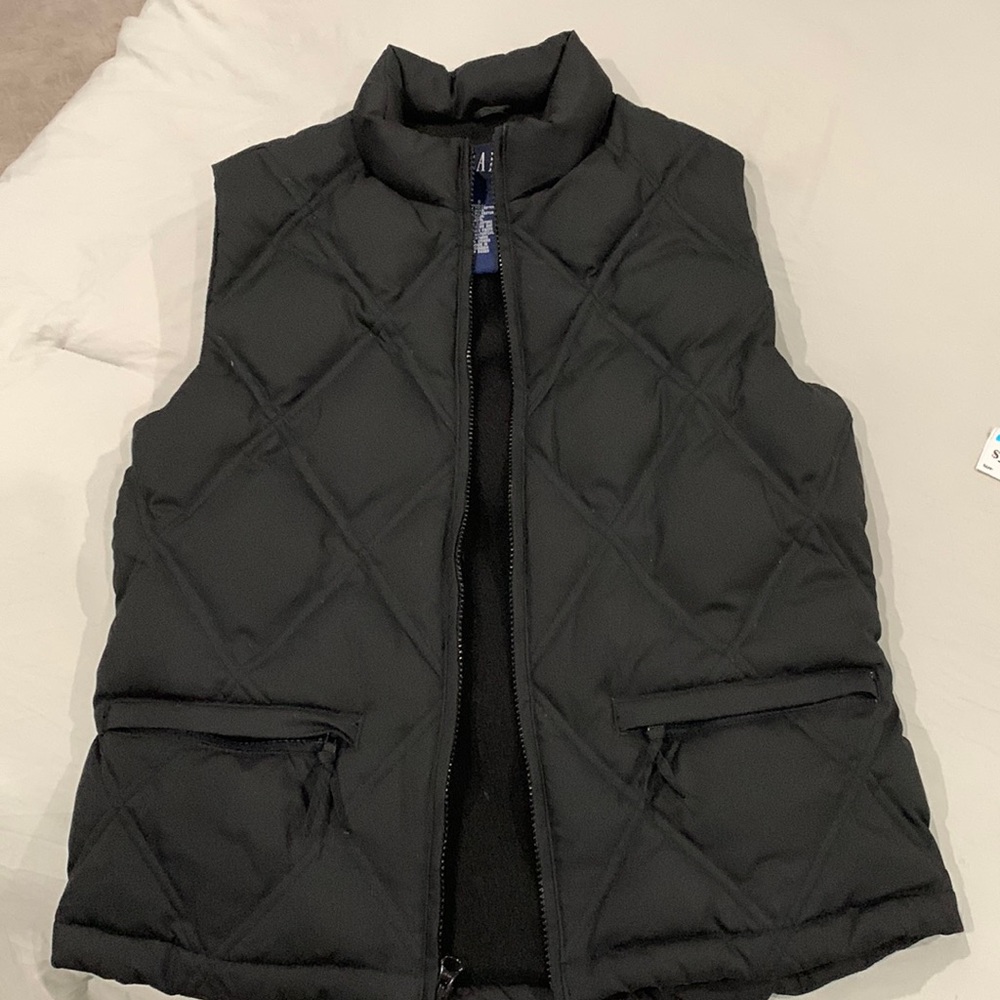 Gap vest
